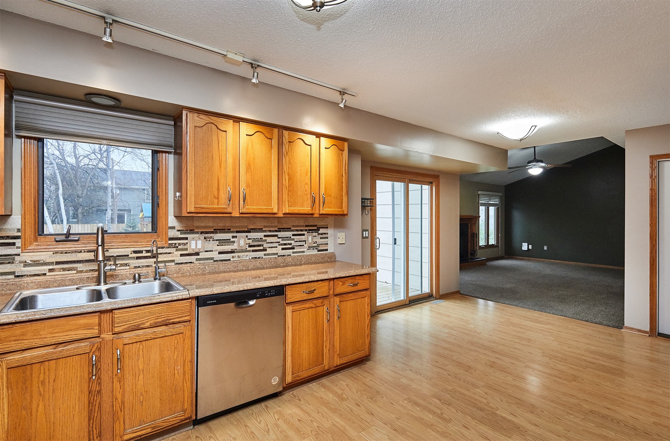 5425 NW 90th Street, Johnston, Iowa image 8