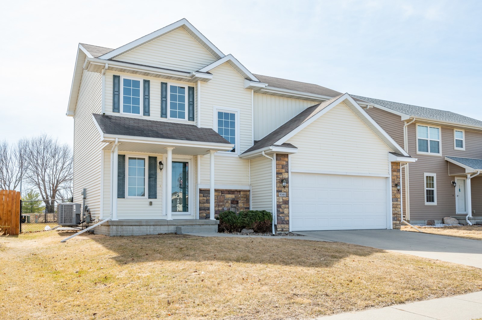 9384 Red Sunset Drive, West Des Moines, Iowa image 1