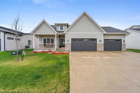 14737 Stonecrop Drive Urbandale IA 50323