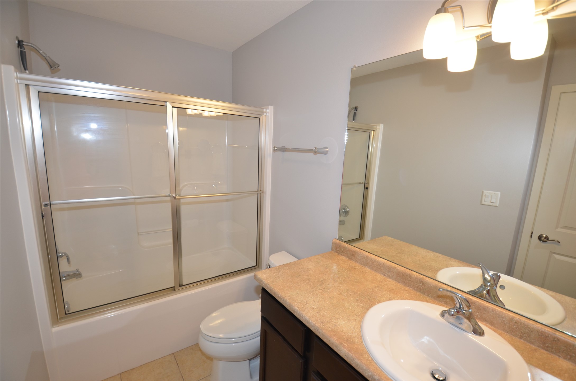 214 Watson Powell Jr Parkway #413, Des Moines, Iowa image 12