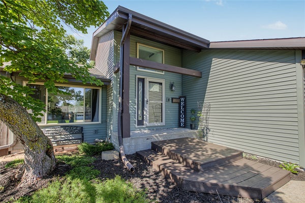 2517 N GREEN ST, OTTUMWA, IA 52501 - Image a537a8bef2881e4e66fa902bfedb362c/3819884351