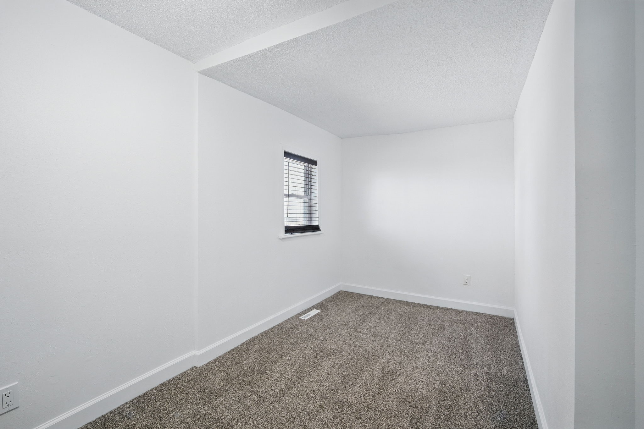 409 10th Street, West Des Moines, Iowa image 9