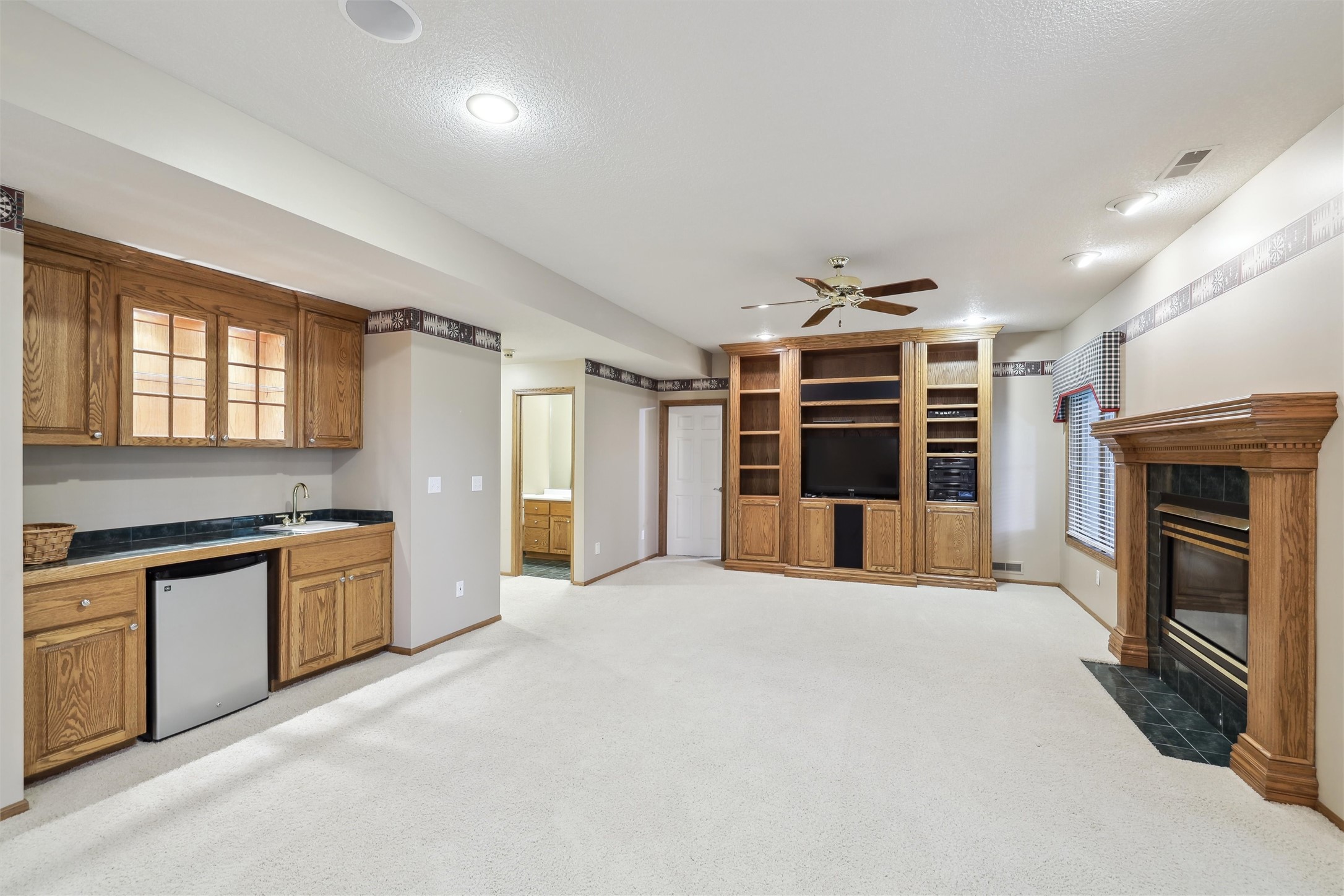 6909 Capitol View Court, Johnston, Iowa image 25