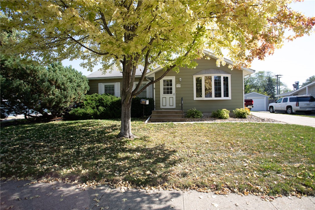 Photo 1 of 21 — 2012 Ferndale Avenue, Ames, IA 50010