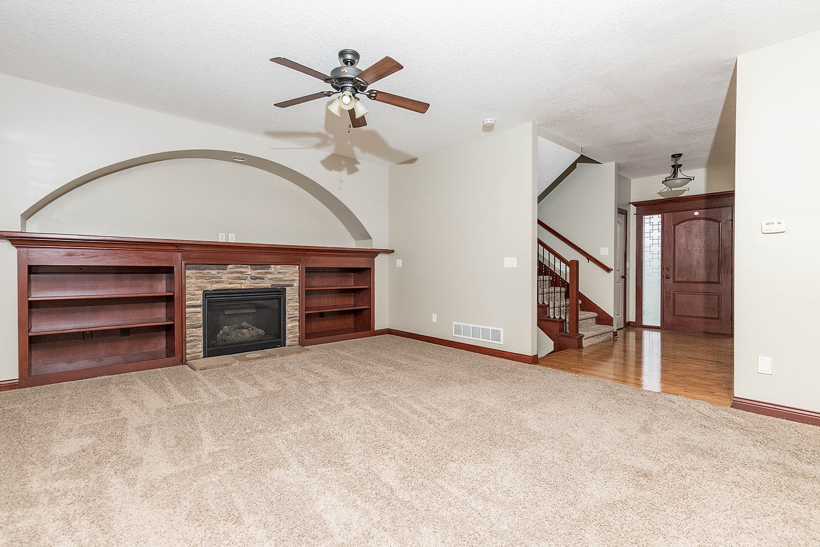 8700 Wooded Point Drive