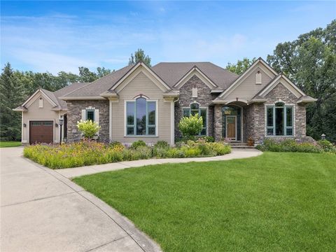 12926 Timberline Drive Urbandale IA 50323