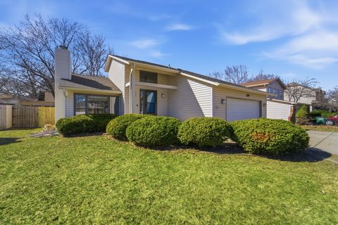 Homes For Sale - 1420 NW 91st Street<br/> Clive, IA 50325