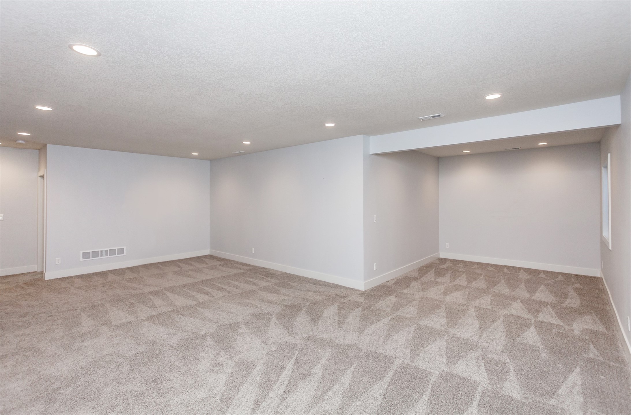 1650 SE Silver Pointe Drive, Waukee, Iowa image 25
