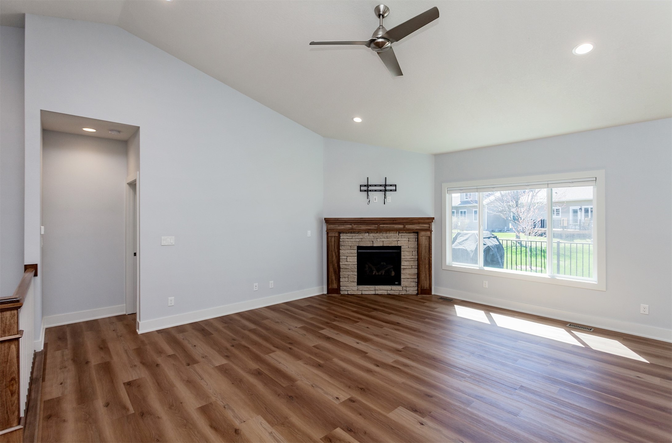 1650 SE Silver Pointe Drive, Waukee, Iowa image 10