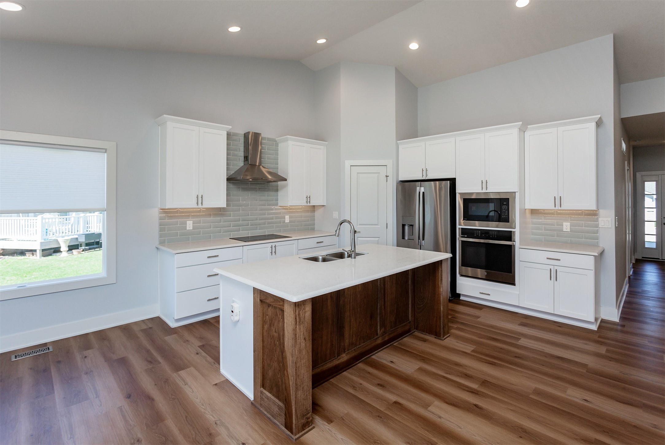 1650 SE Silver Pointe Drive, Waukee, Iowa image 12