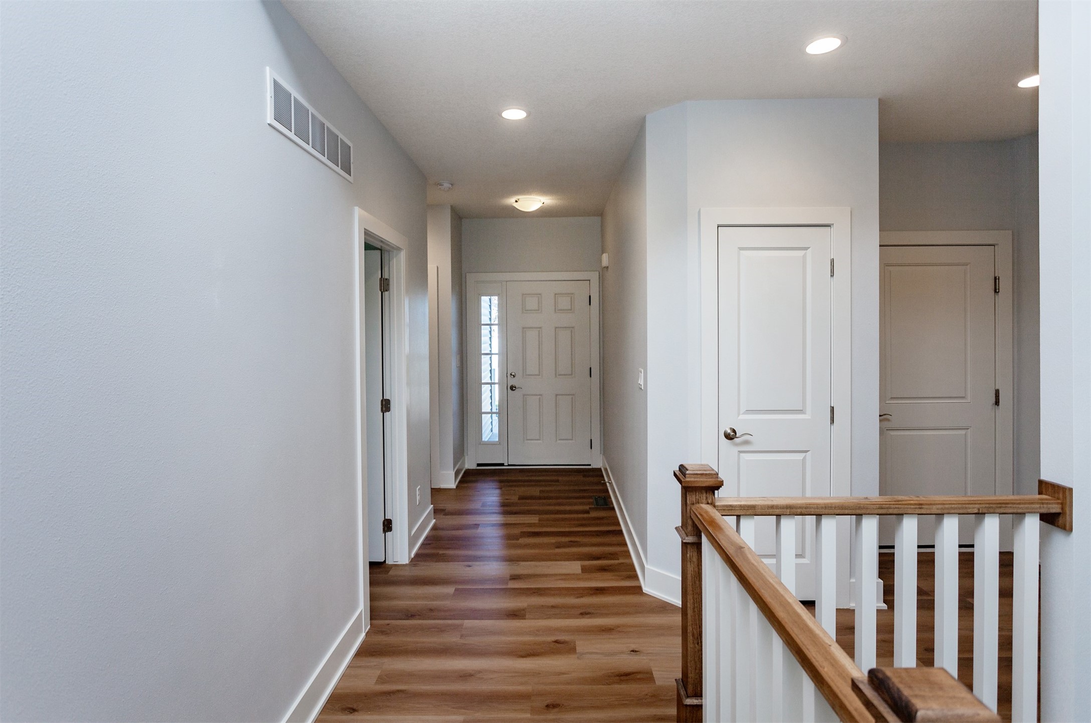 1650 SE Silver Pointe Drive, Waukee, Iowa image 3