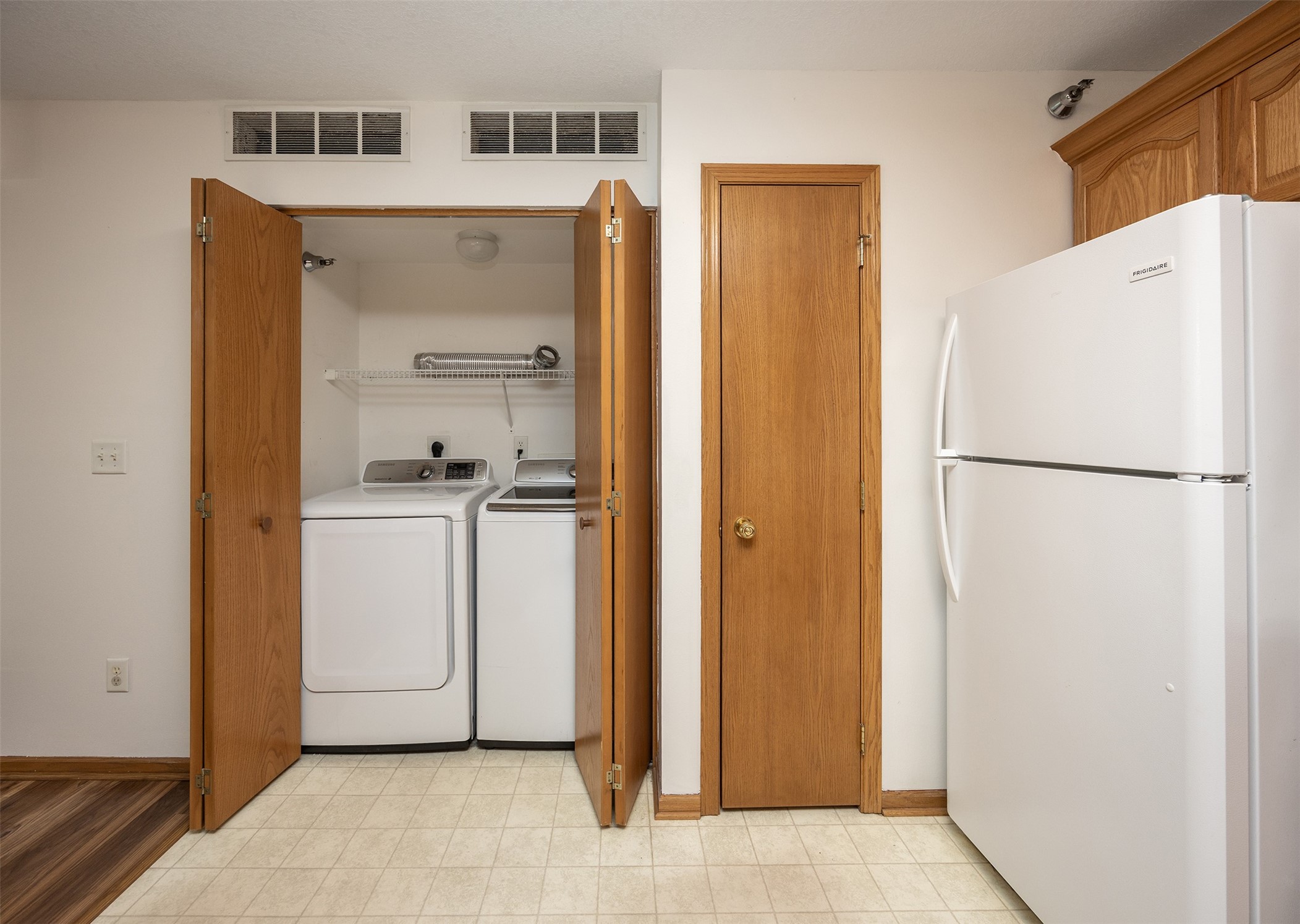 4130 100th Street #7, Urbandale, Iowa image 15