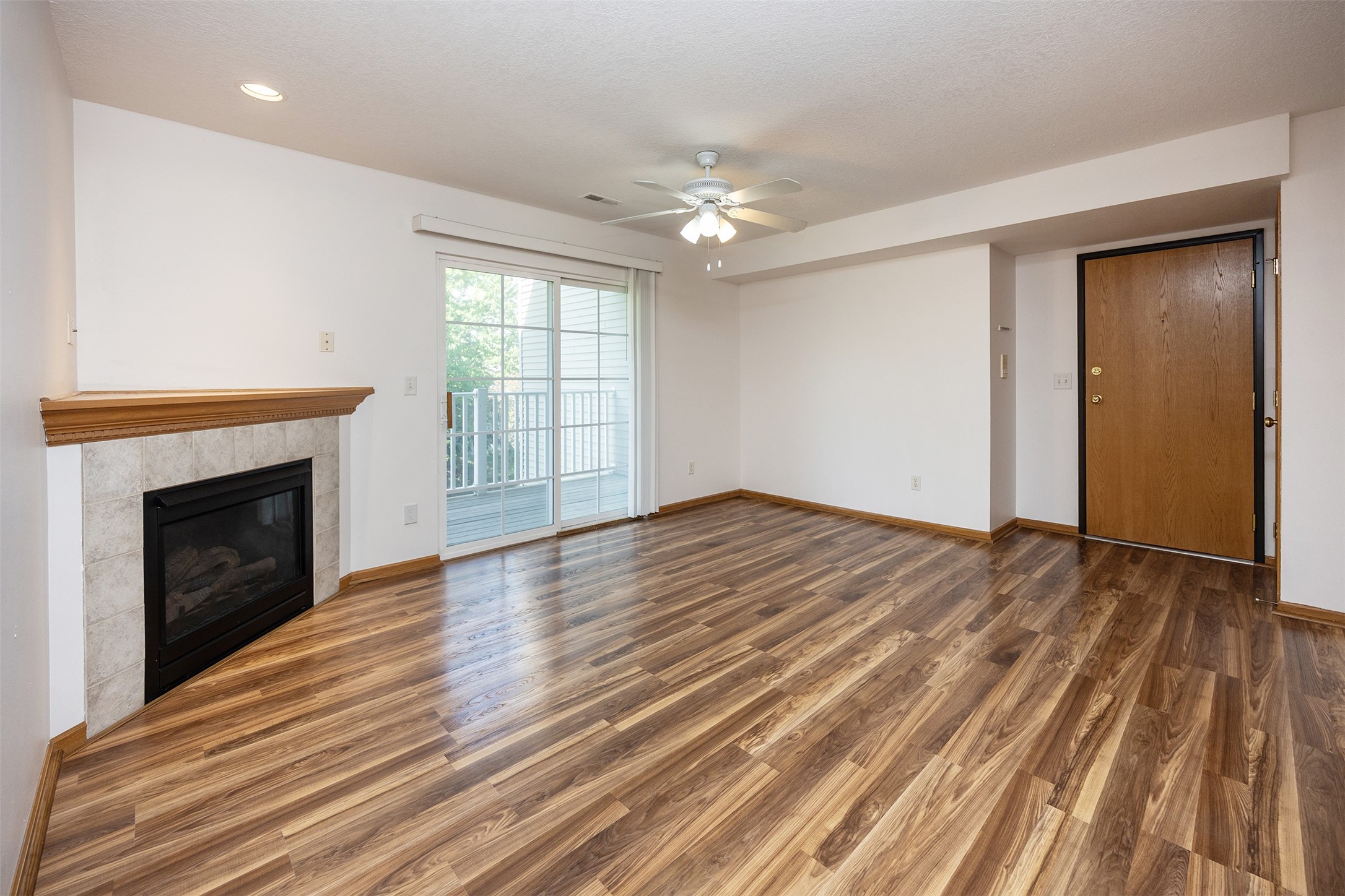 4130 100th Street #7, Urbandale, Iowa image 9