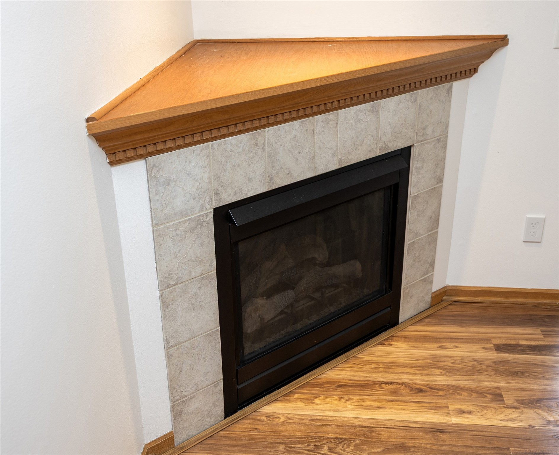 4130 100th Street #7, Urbandale, Iowa image 10
