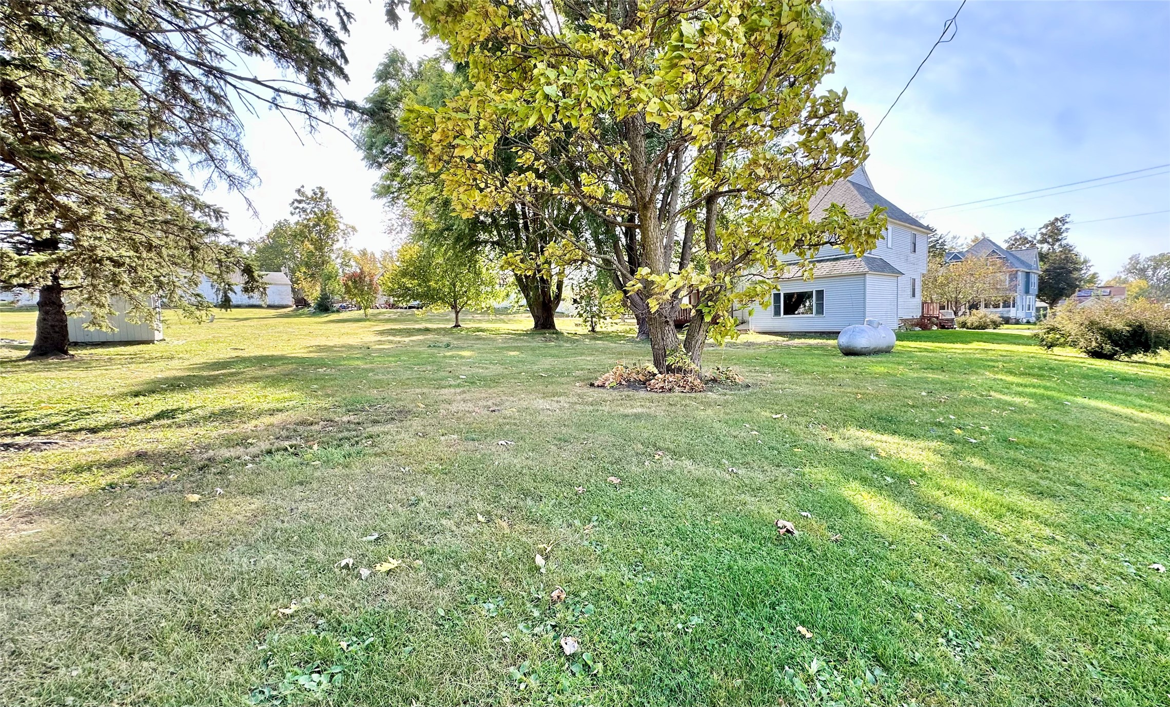 200 S Division Street, Montour, Iowa image 32