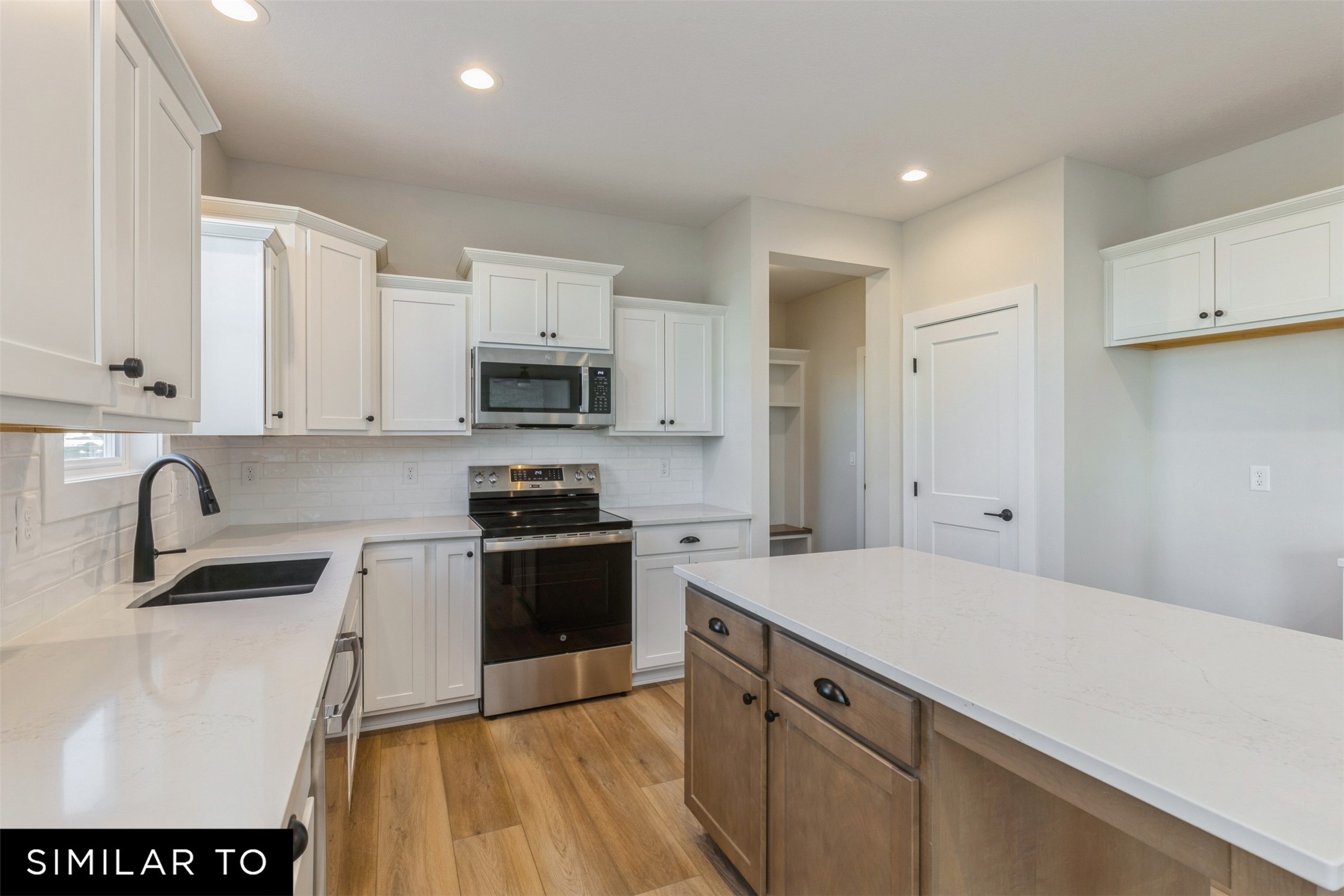 2540 SE Kettleridge Lane, Waukee, Iowa image 13