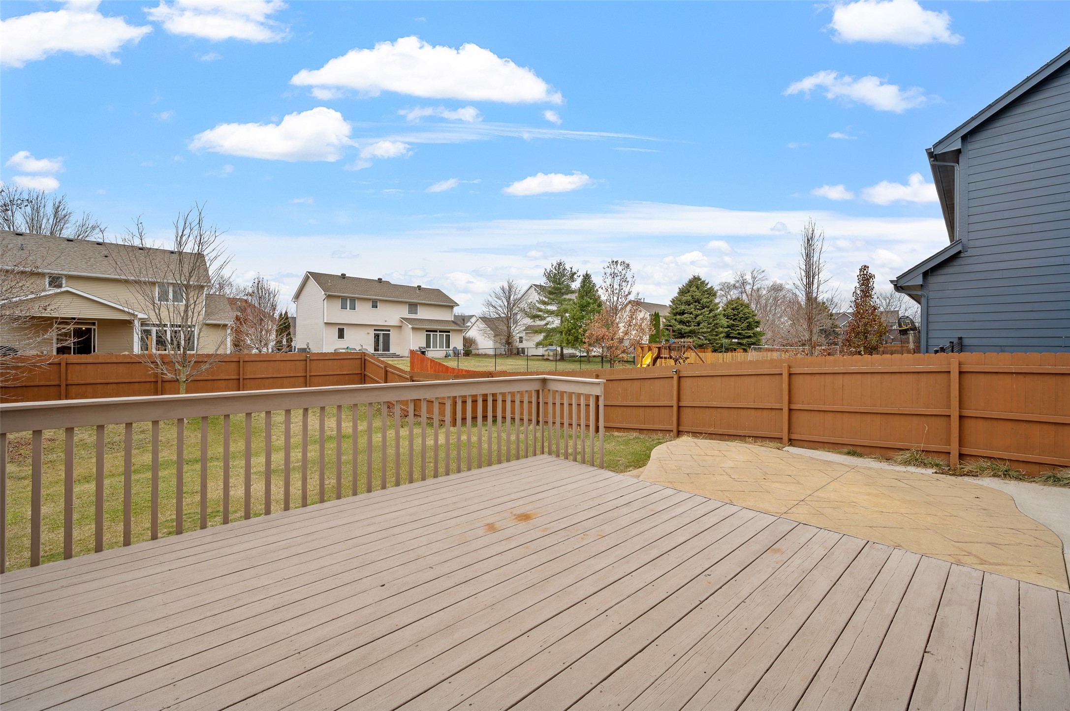 12602 Ridgemont Drive, Urbandale, Iowa image 9