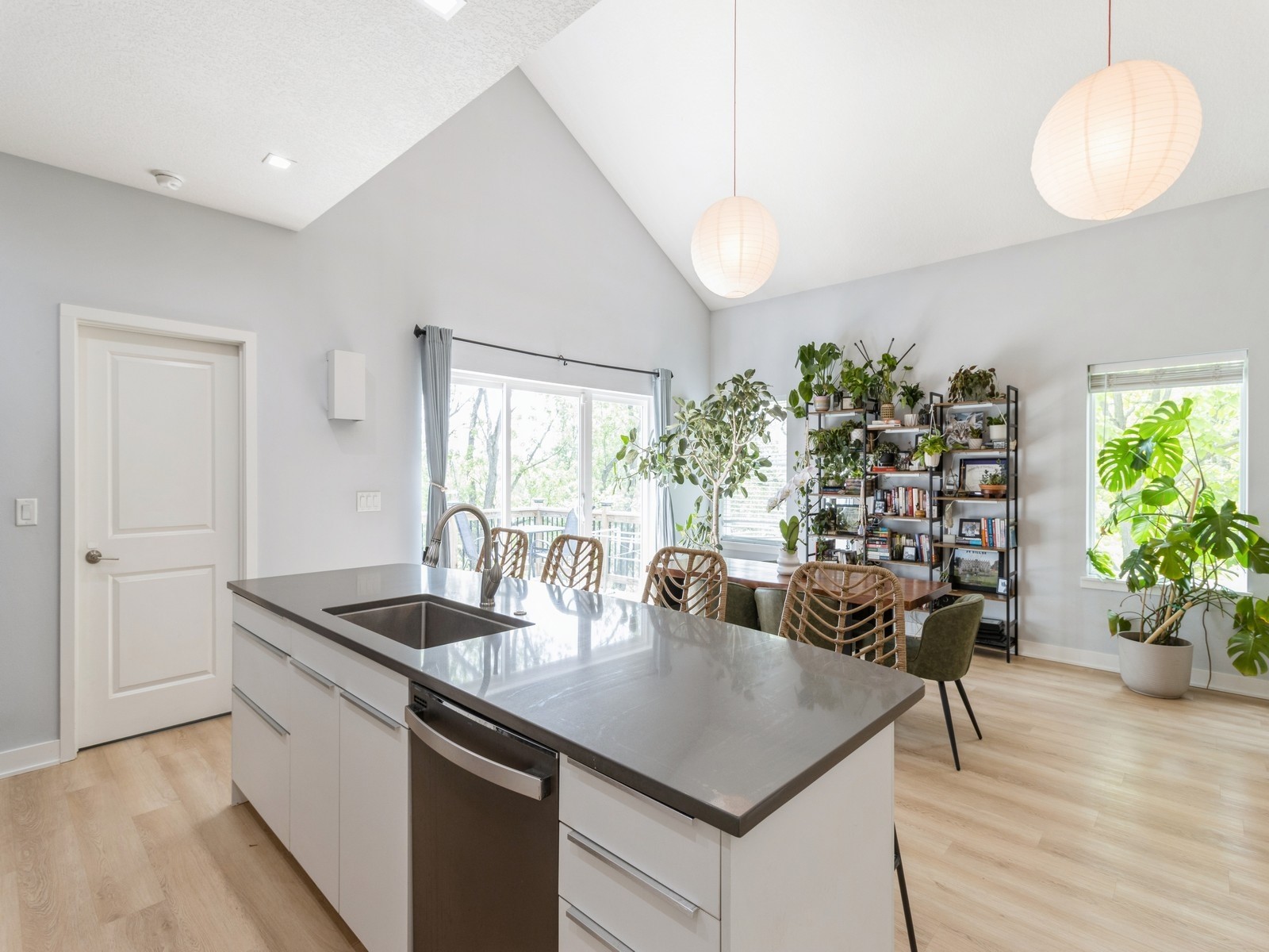 4410 High Street, West Des Moines, Iowa image 9