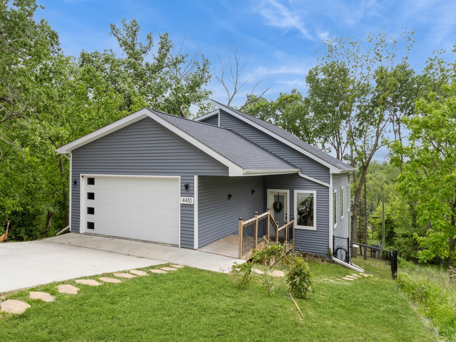 4410 High Street, West Des Moines, Iowa image 1