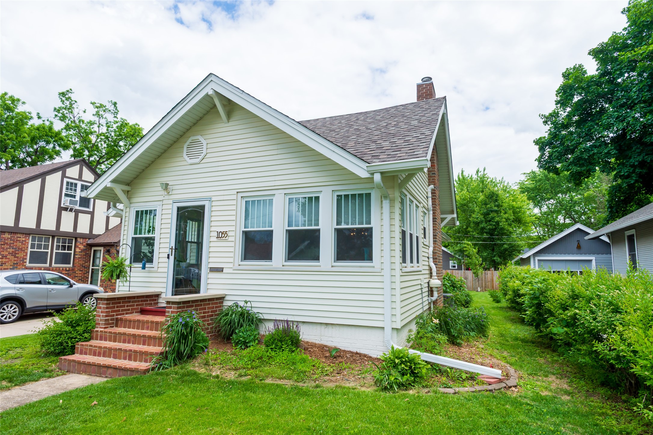 1055 40th Street, Des Moines, Iowa image 1
