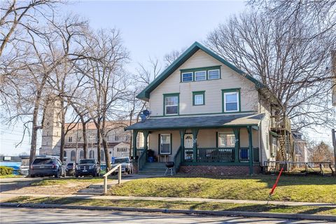 Duplex in Des Moines IA 1175 21st Street.jpg