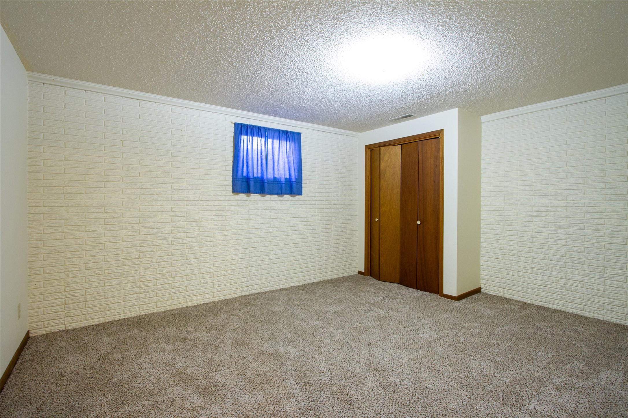 416 E 15th Street, Pella, Iowa image 31