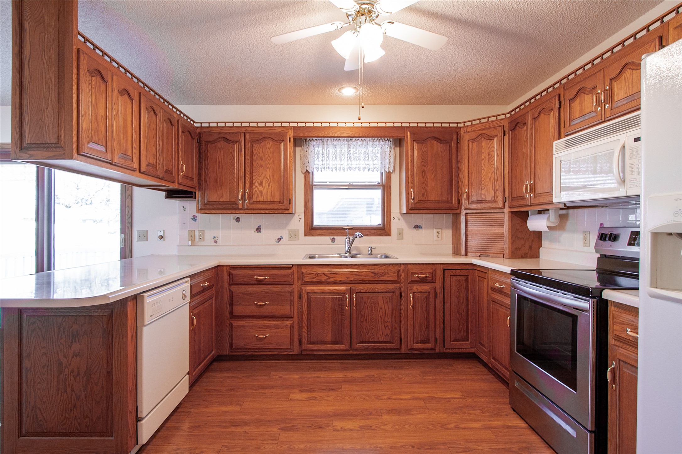 416 E 15th Street, Pella, Iowa image 12