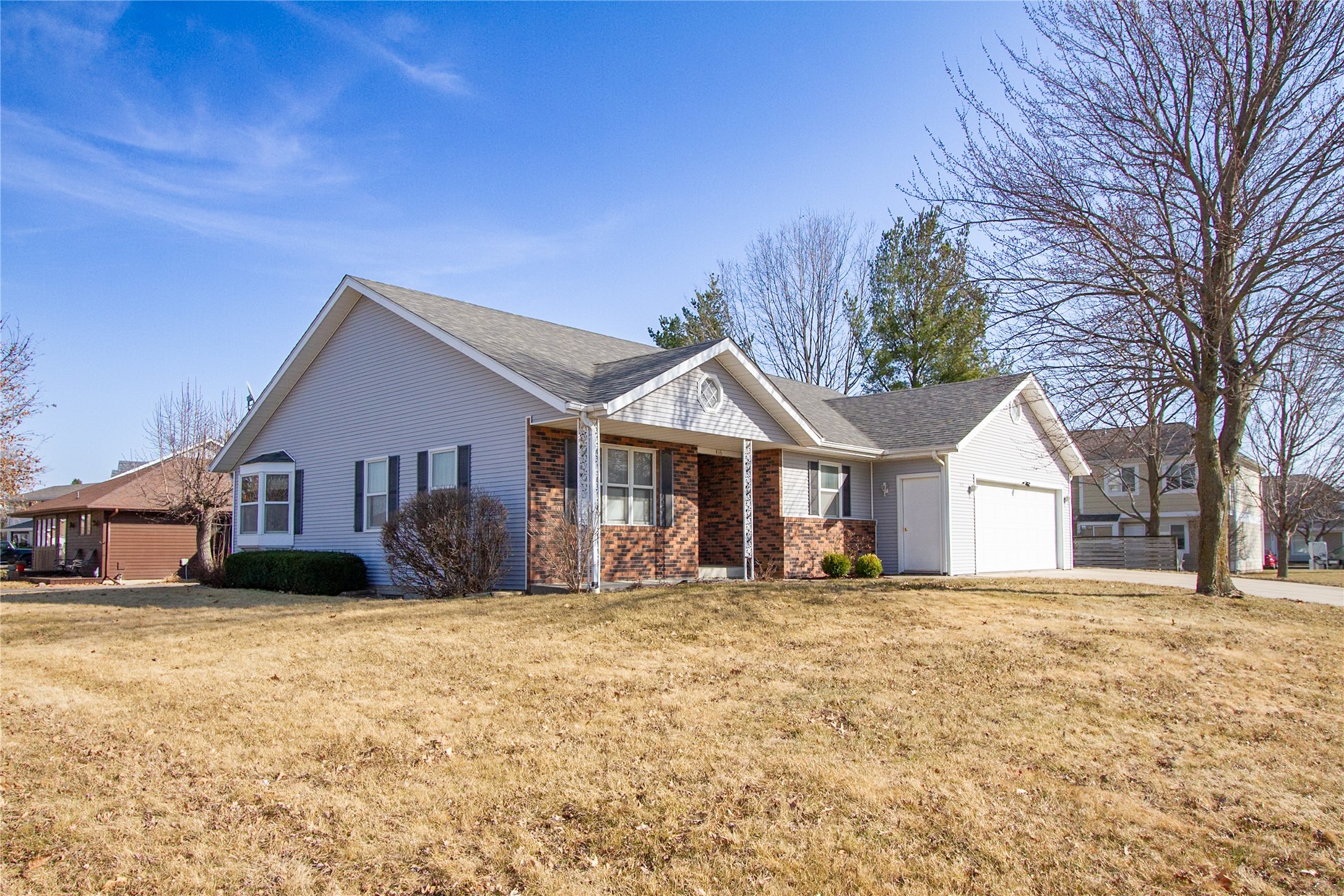 416 E 15th Street, Pella, Iowa image 2