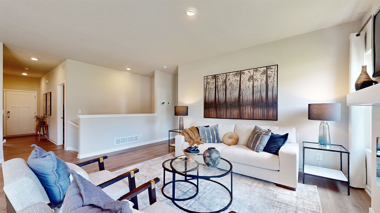 470 Kinley Drive, Waukee, Iowa image 3