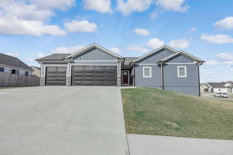 795 182nd Avenue Pella IA 50219