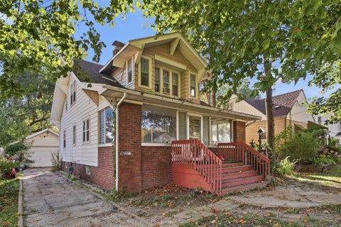 Multifamily For Sale - 4021 6th Avenue<br/> Des Moines, IA 50313