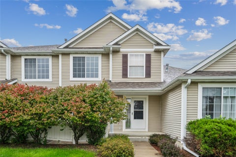 Condo For Sale - 4251 Eisenhower Lane #2<br/> Ames, IA 50010