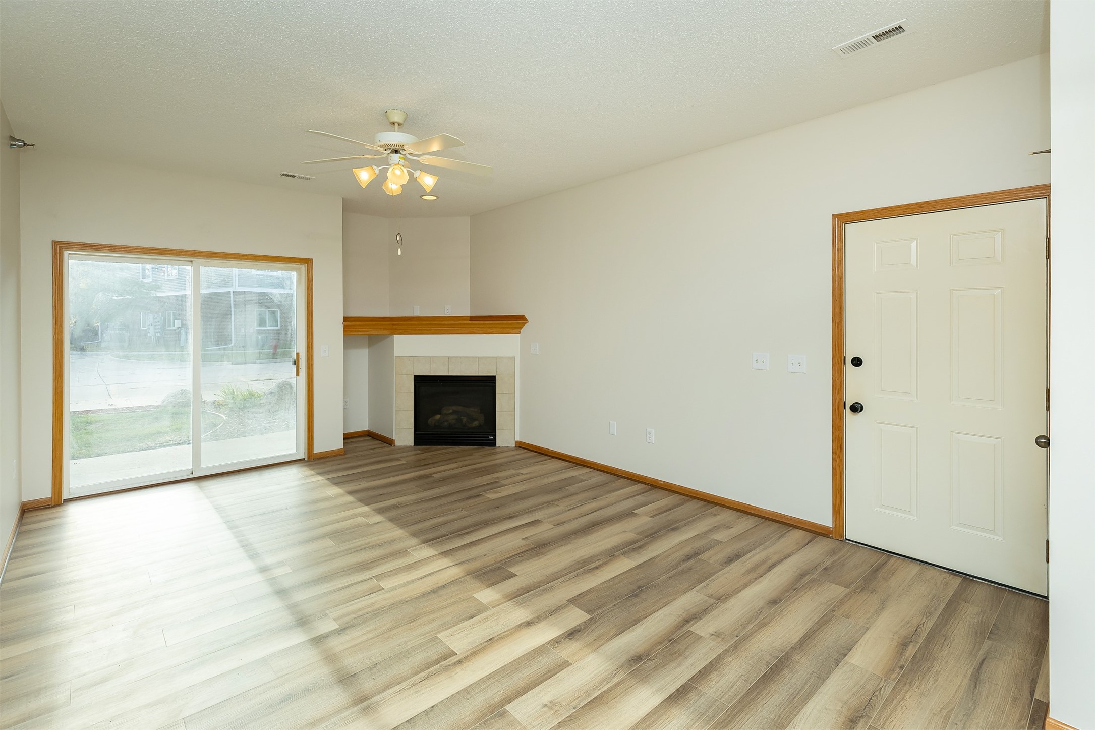 907 7th Avenue #2, Altoona, Iowa image 3