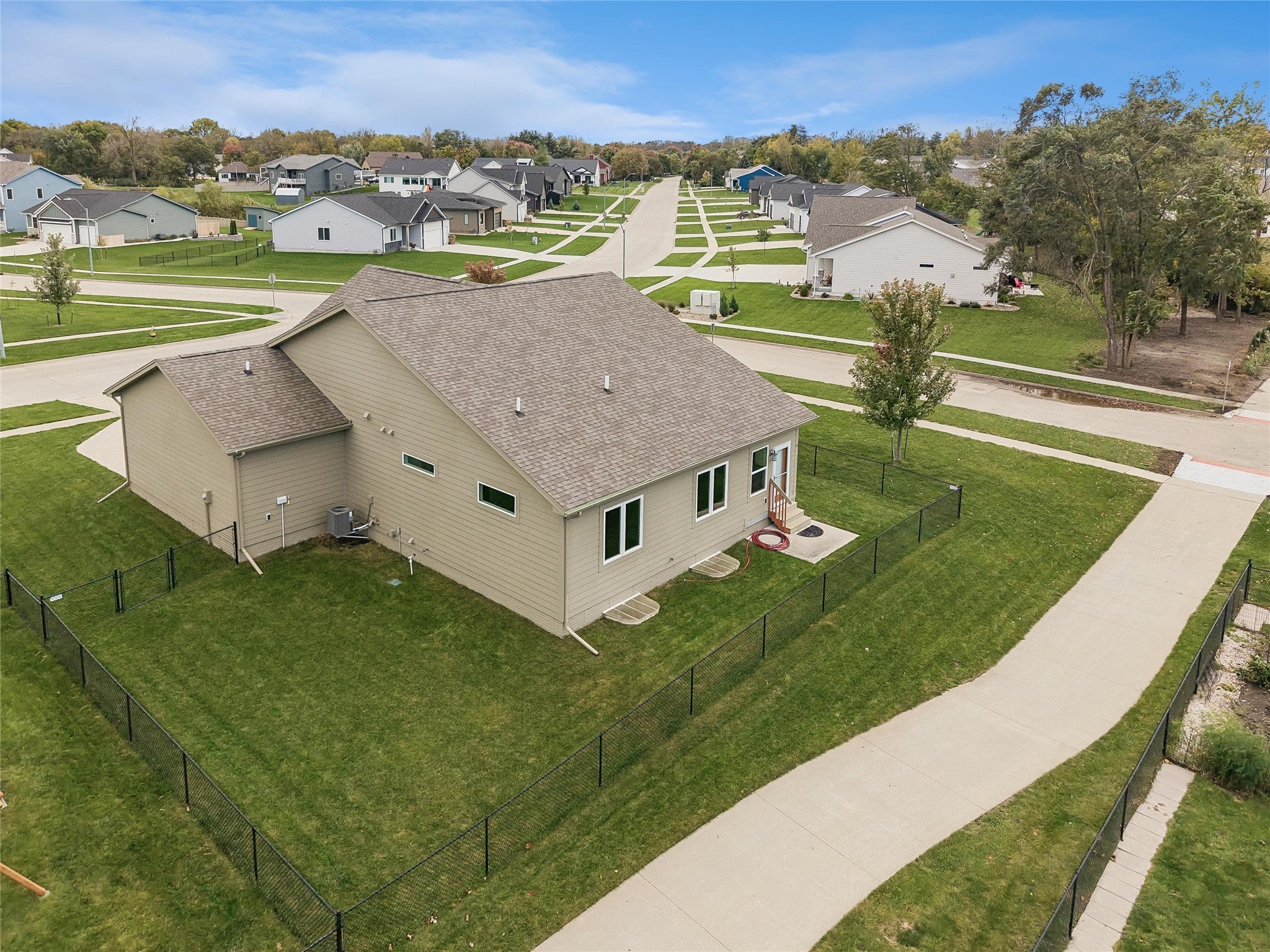 410 Deer Haven Street