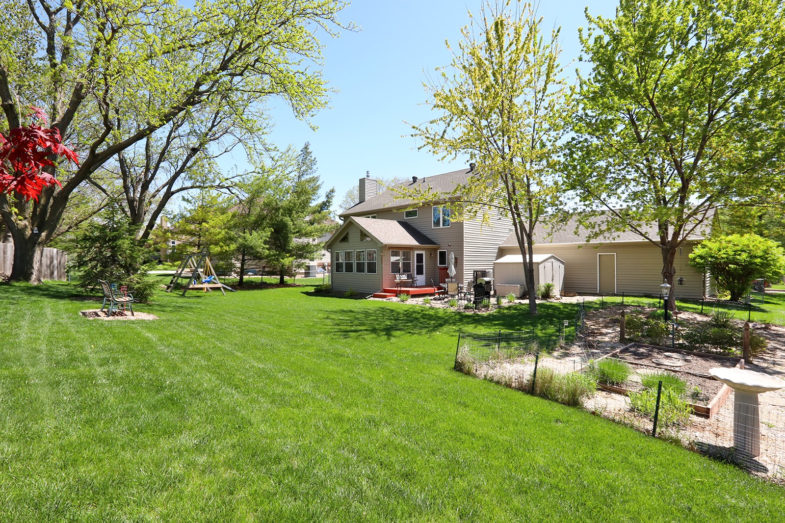 5909 Brookview Drive, West Des Moines, Iowa image 5