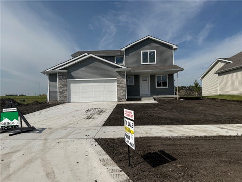 Homes For Sale - 2204 White Oak Lane<br/> Dallas County, Granger, IA 50109
