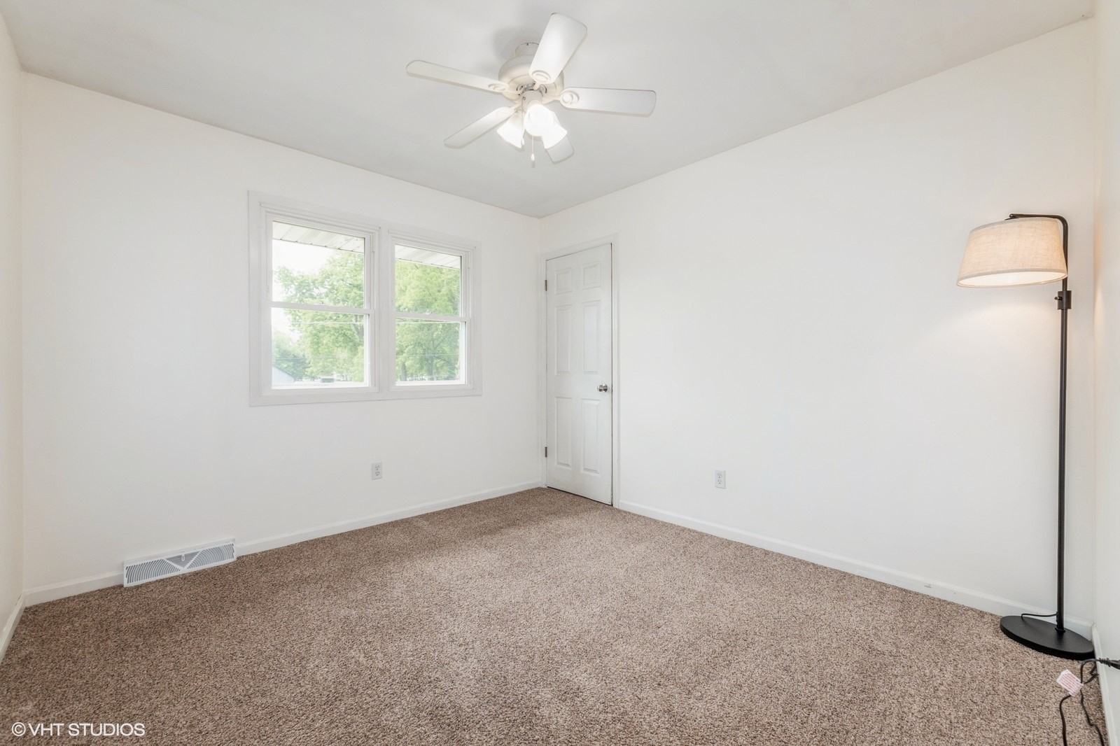 209 39th Street, West Des Moines, Iowa image 17