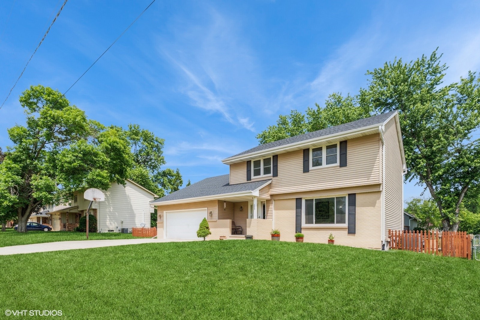 209 39th Street, West Des Moines, Iowa image 2