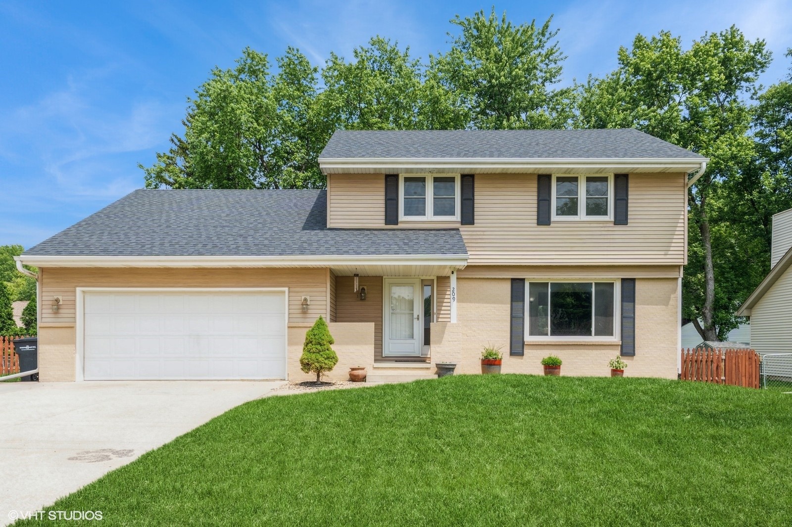 209 39th Street, West Des Moines, Iowa image 1