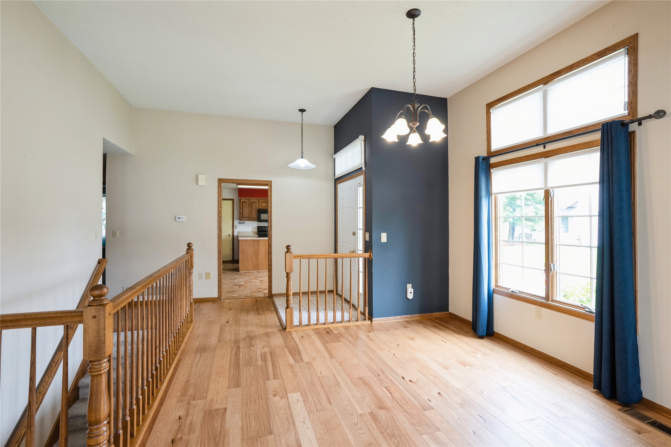 6018 Terrace Drive, Johnston, Iowa image 7