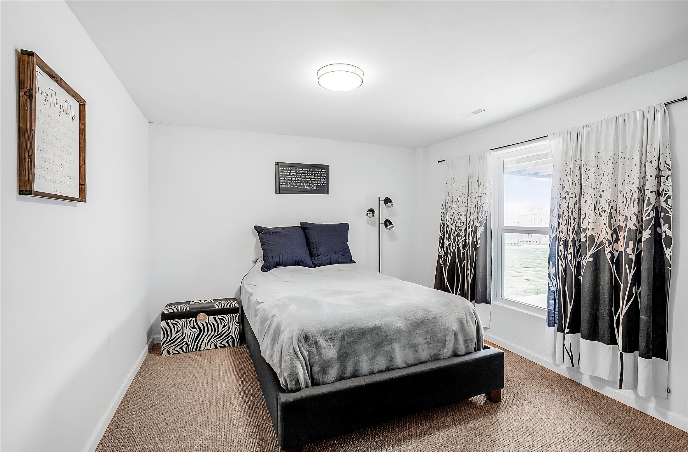 2237 Holliwell Valley Court, Winterset, Iowa image 27