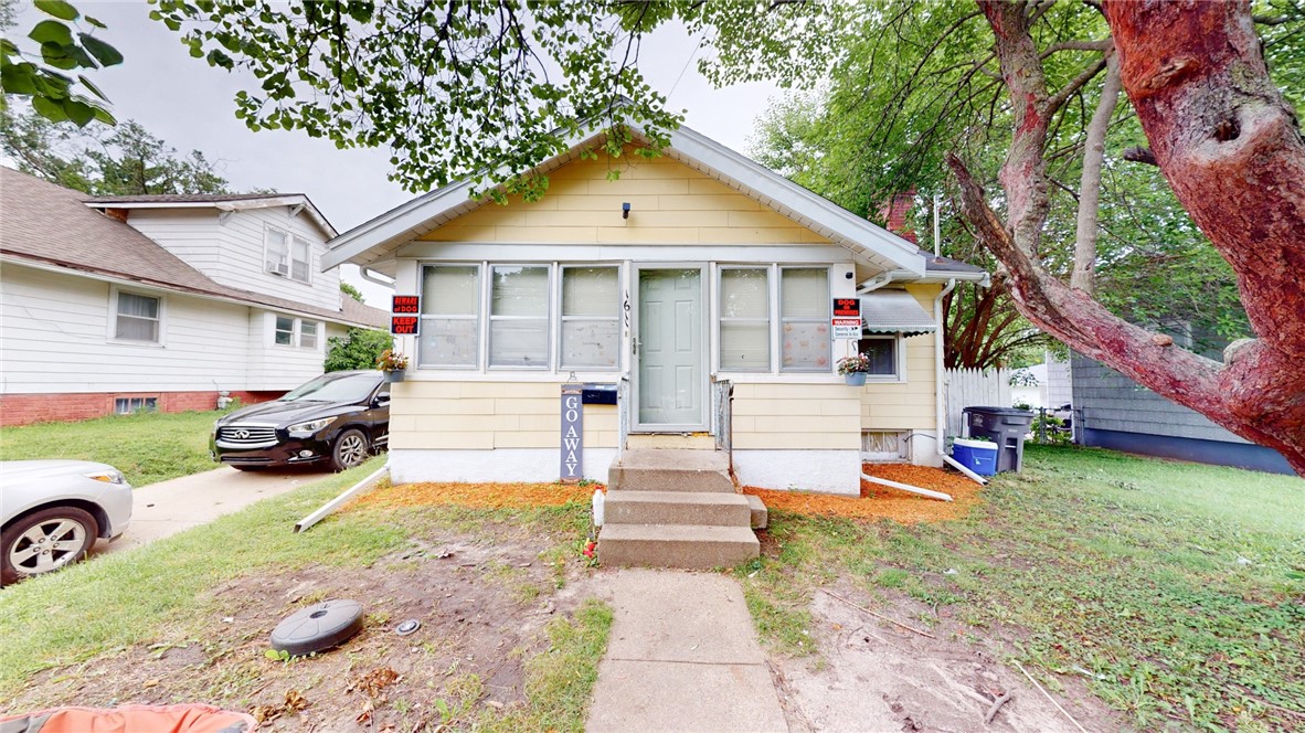 1611 E 32nd Court, Des Moines, Iowa image 1