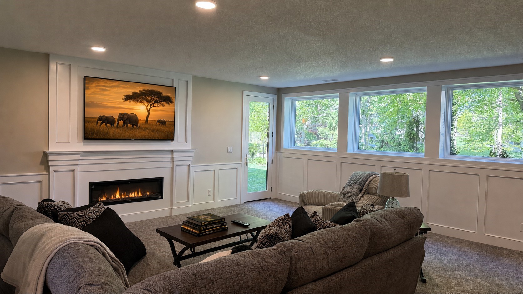 Urbandale, Iowa, 50323, United States, 5 Bedrooms Bedrooms, ,6 BathroomsBathrooms,Residential,Active,2030589