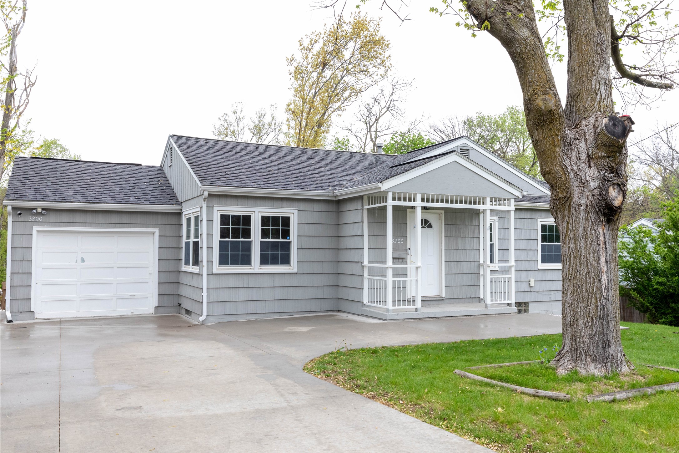3200 64th Street, Urbandale, Iowa image 1