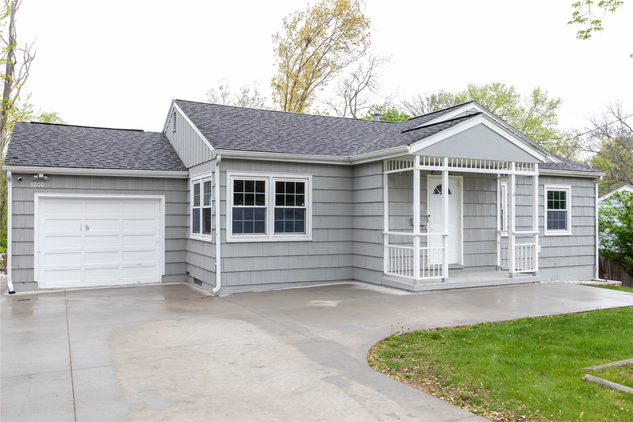 3200 64th Street, Urbandale, Iowa image 2