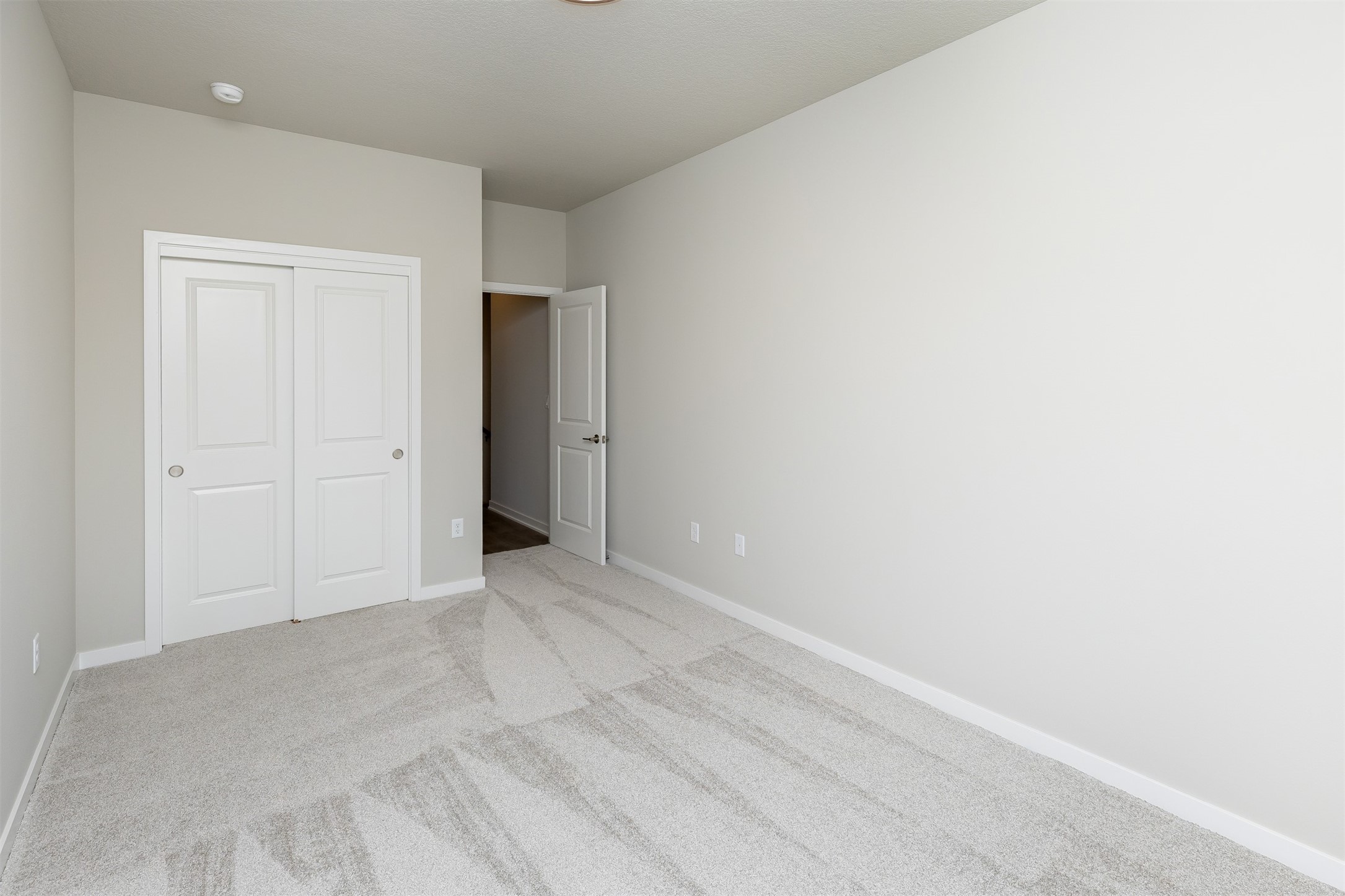 9749 Regatta Lane, Johnston, Iowa image 22