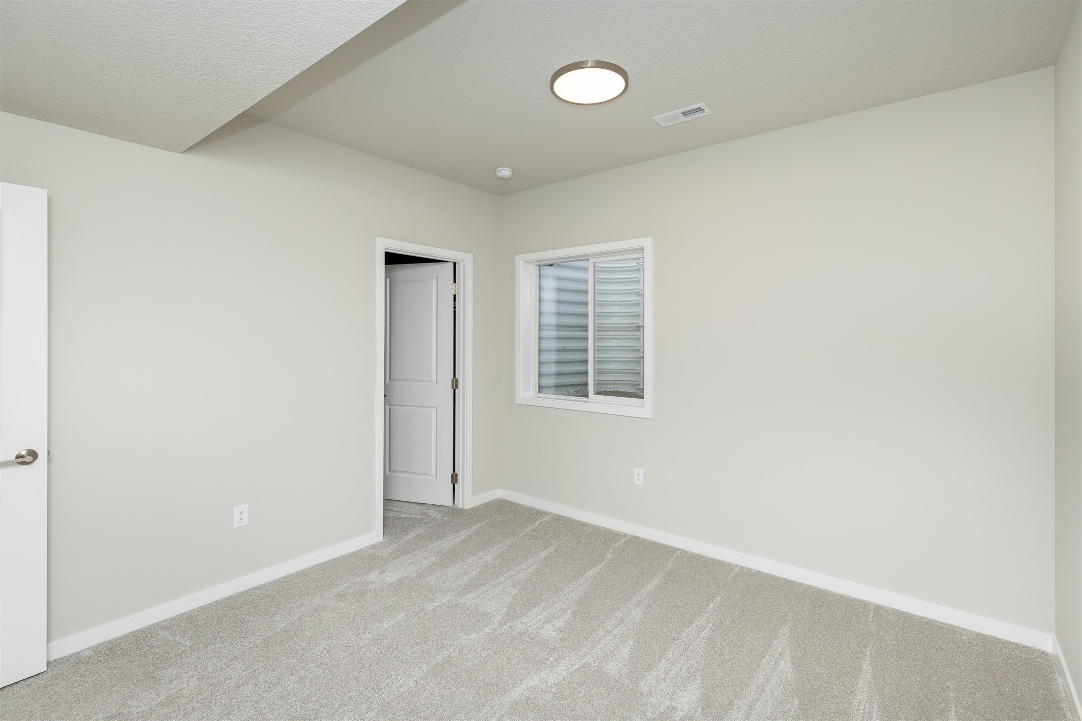 9749 Regatta Lane, Johnston, Iowa image 34