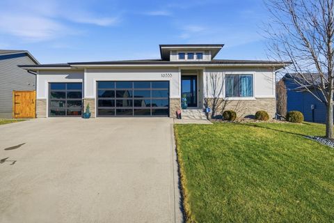 16333 Springbrook Trail Urbandale IA 50323