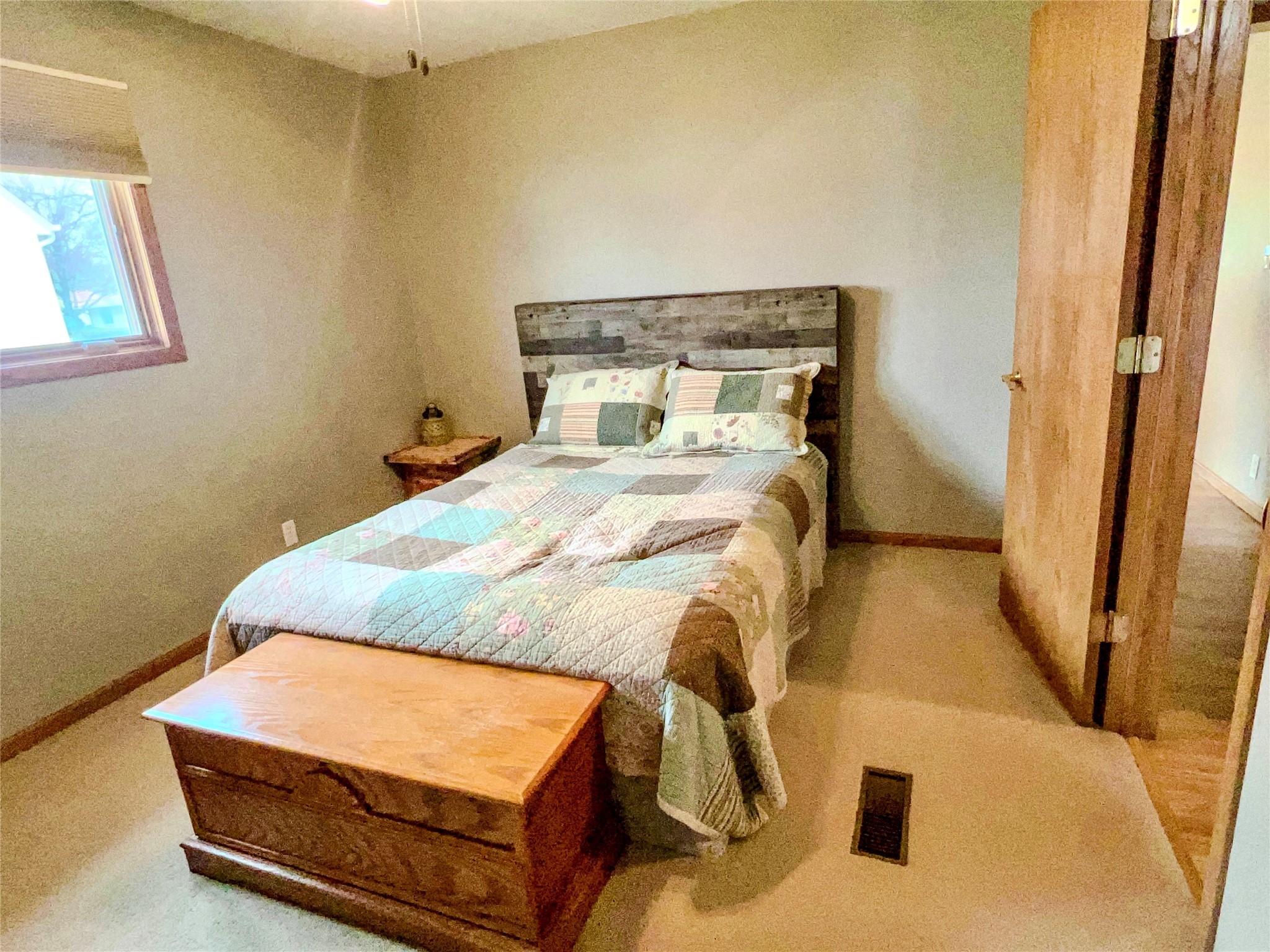 304 Ne Hayes Street, Greenfield, Iowa image 13