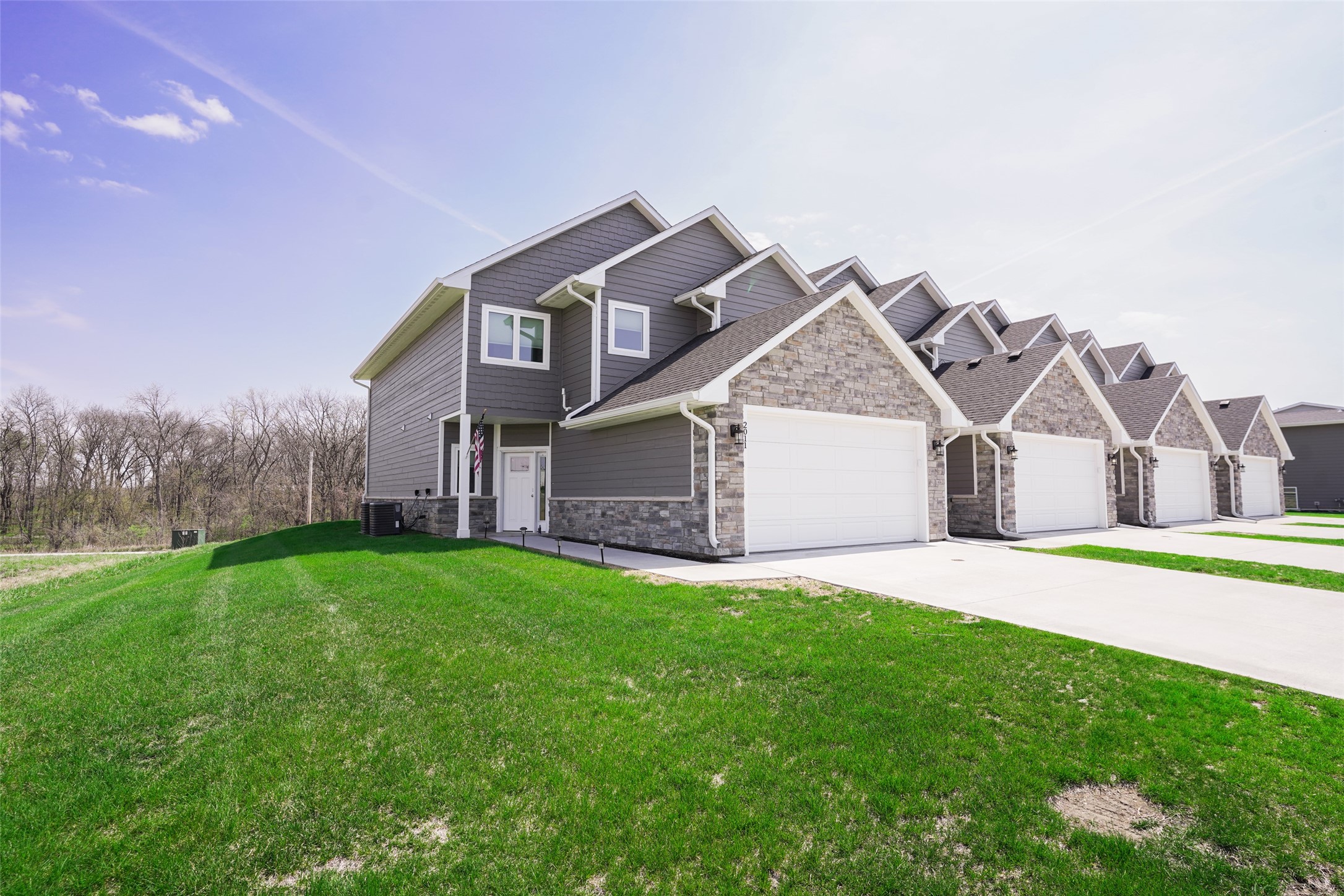 1502 W Clinton Avenue, Indianola, Iowa image 1